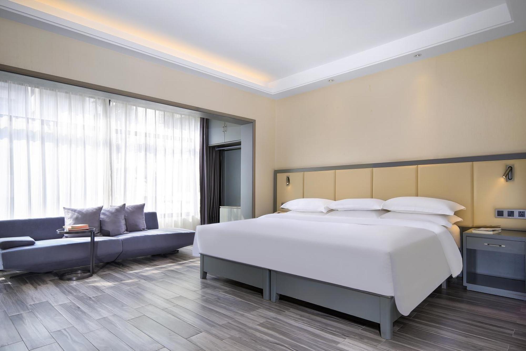 Wing Hotel Guilin - Central Square Номер фото