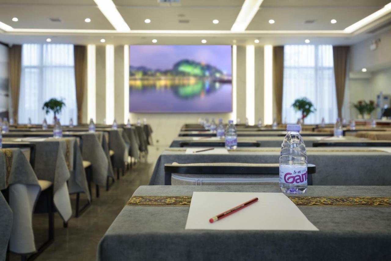 Wing Hotel Guilin - Central Square Экстерьер фото