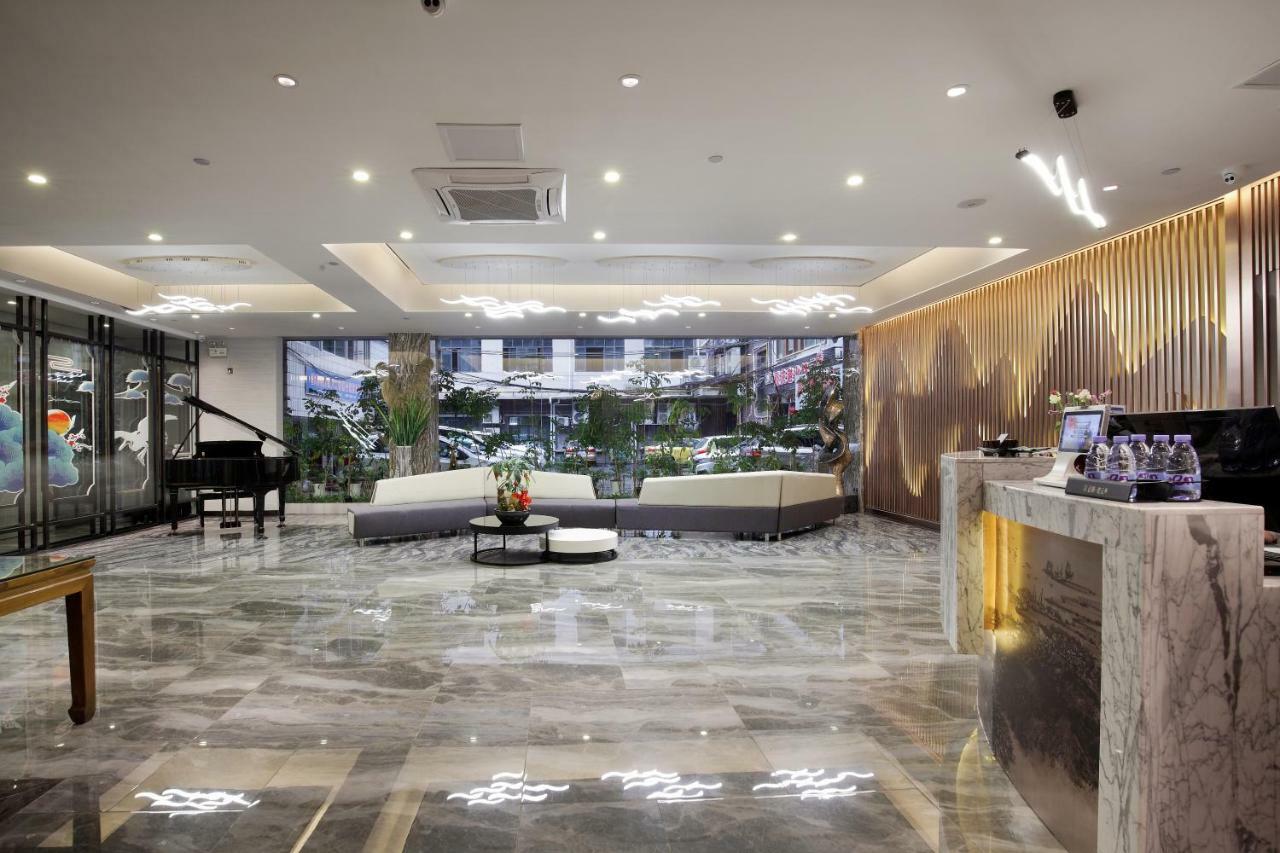 Wing Hotel Guilin - Central Square Экстерьер фото